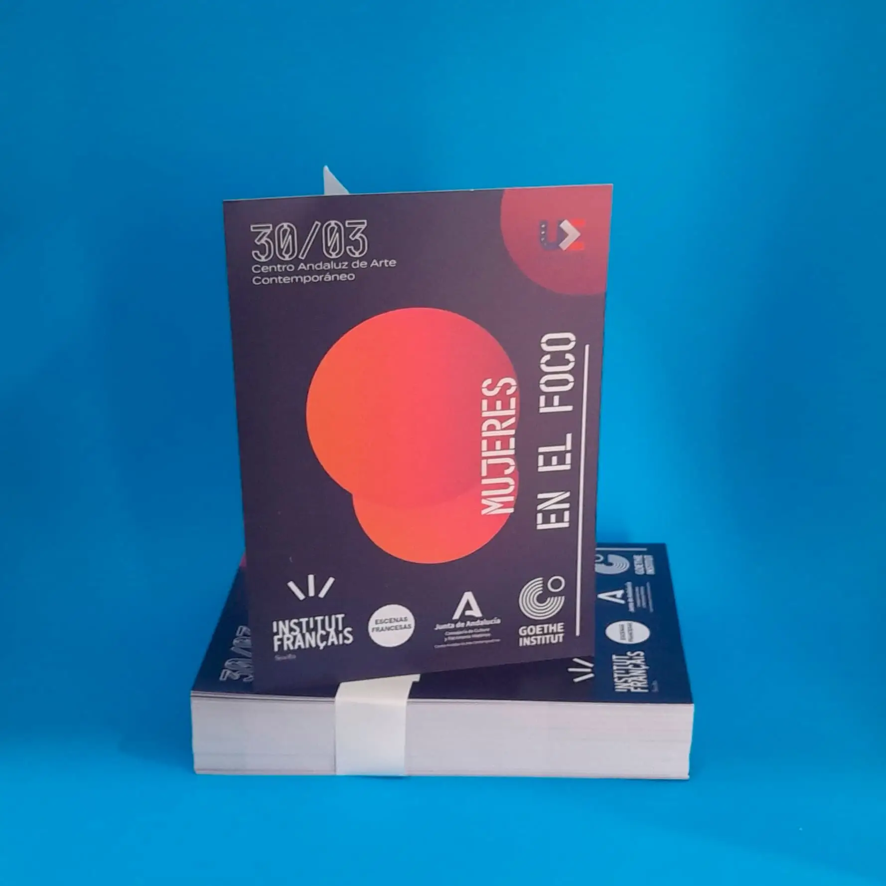 Flyers con papel especial